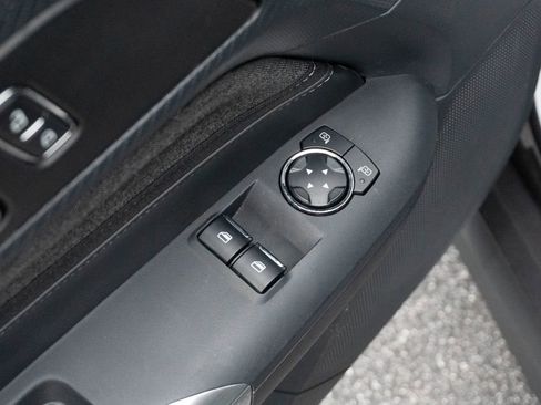 Used 2024 Ford Mustang GT RWD image 17
