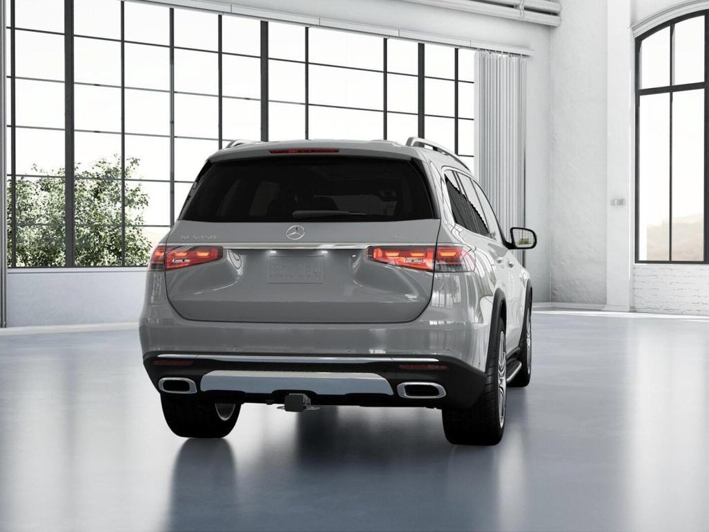 Certified 2026 Mercedes-Benz GLS 450 4MATIC image 24