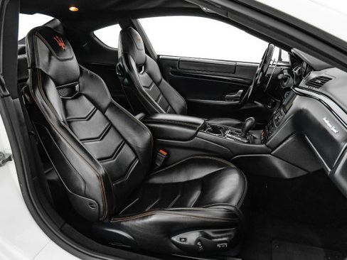 Used 2014 Maserati GranTurismo Sport image 30