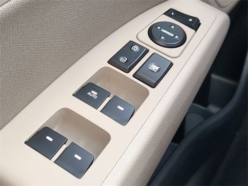 Used 2020 Hyundai Elantra Value Edition image 22