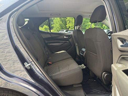 Used 2018 Chevrolet Equinox LT w/ Sun & Infotainment Package AWD/4WD image 22