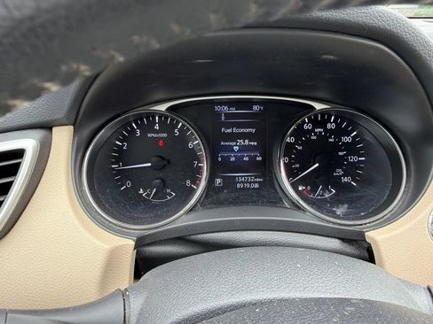 Used 2016 Nissan Rogue SL w/ SL Premium Package AWD/4WD image 9