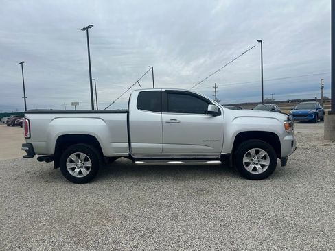 Used 2016 GMC Canyon SLE w/ SLE Convenience Package image 3