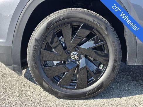 Used 2024 Volkswagen Atlas SE FWD image 10