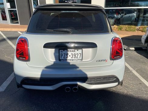 Used 2022 MINI Cooper S image 5