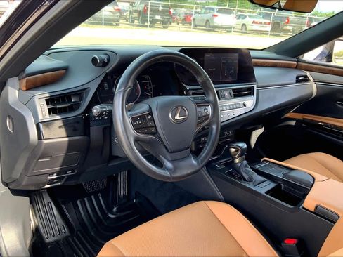 Used 2022 Lexus ES 350 w/ Premium Package image 17