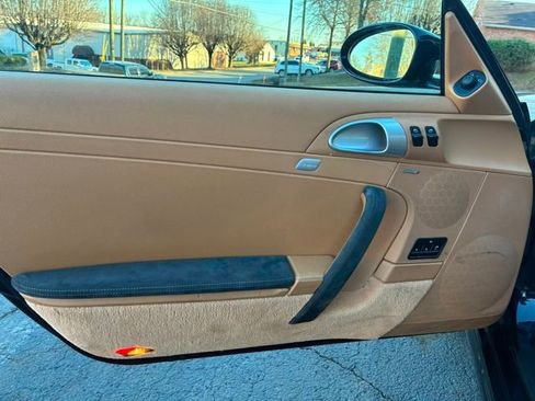 Used 2006 Porsche 911 Carrera image 14