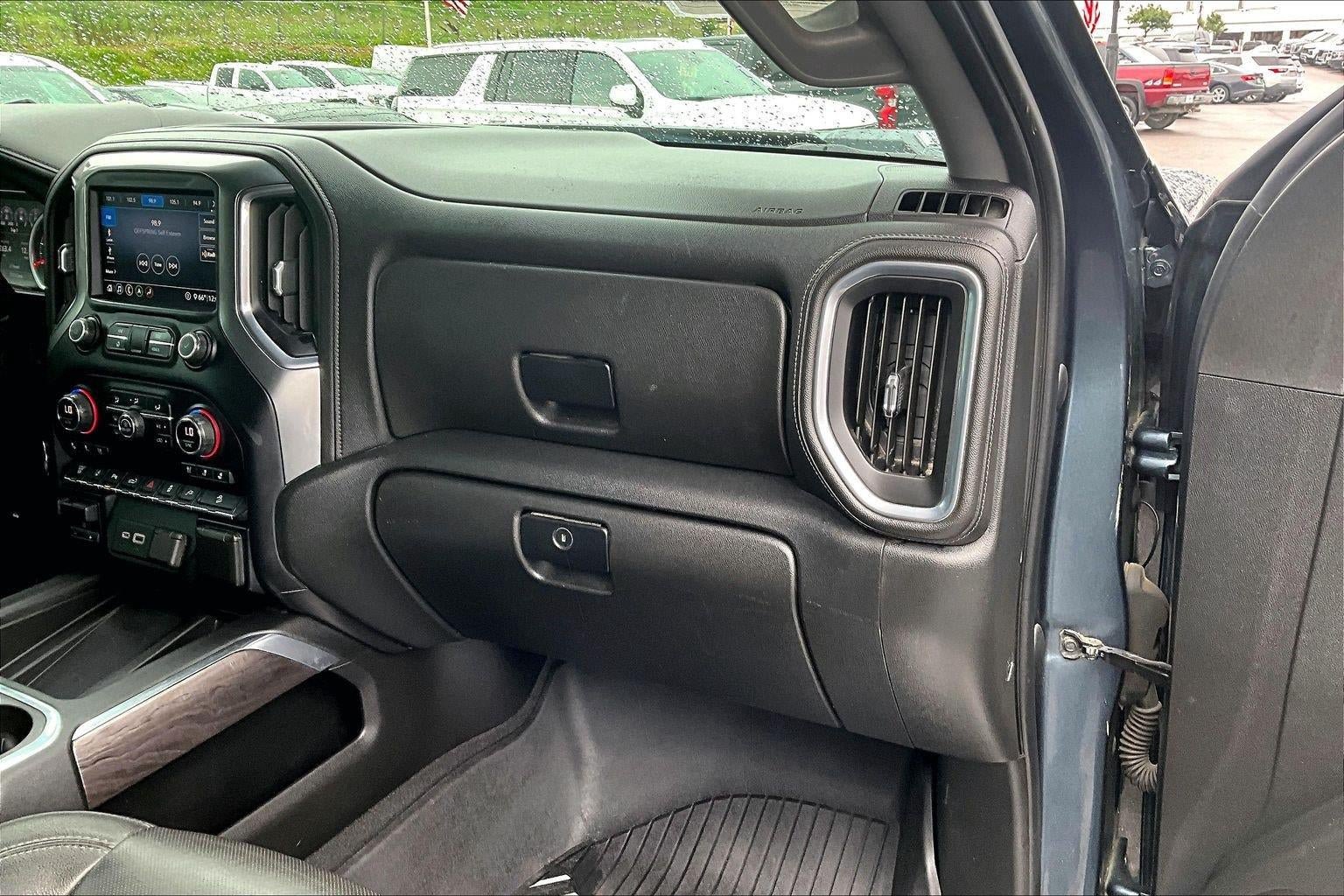 Used 2020 Chevrolet Silverado 2500 LTZ w/ LTZ Premium Package AWD/4WD image 15