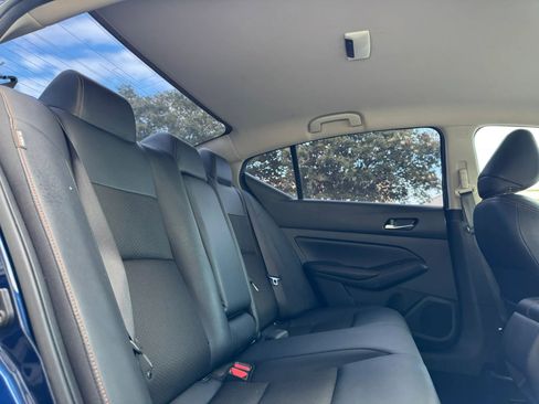 Used 2020 Nissan Altima 2.5 SR FWD image 28