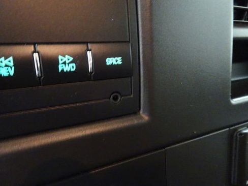 Used 2019 Chevrolet Express 2500 Extended w/ Driver Convenience Package image 34