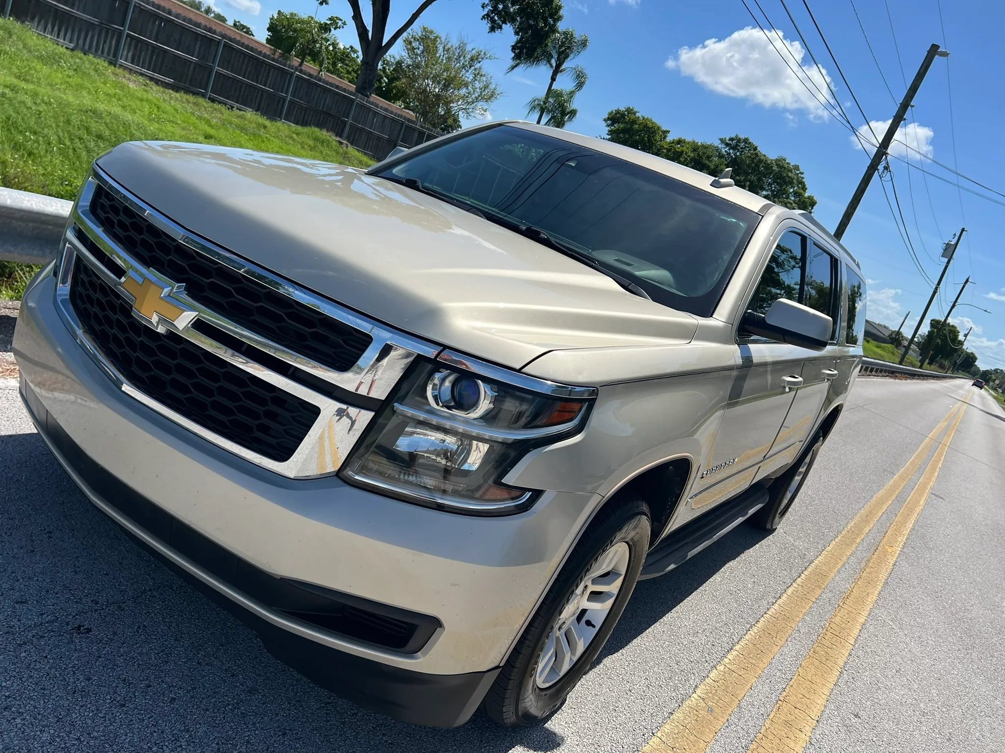 Used 2016 Chevrolet Suburban LT RWD image 64