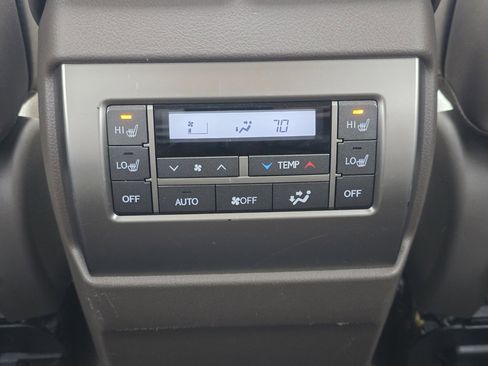 Used 2017 Lexus GX 460 image 25