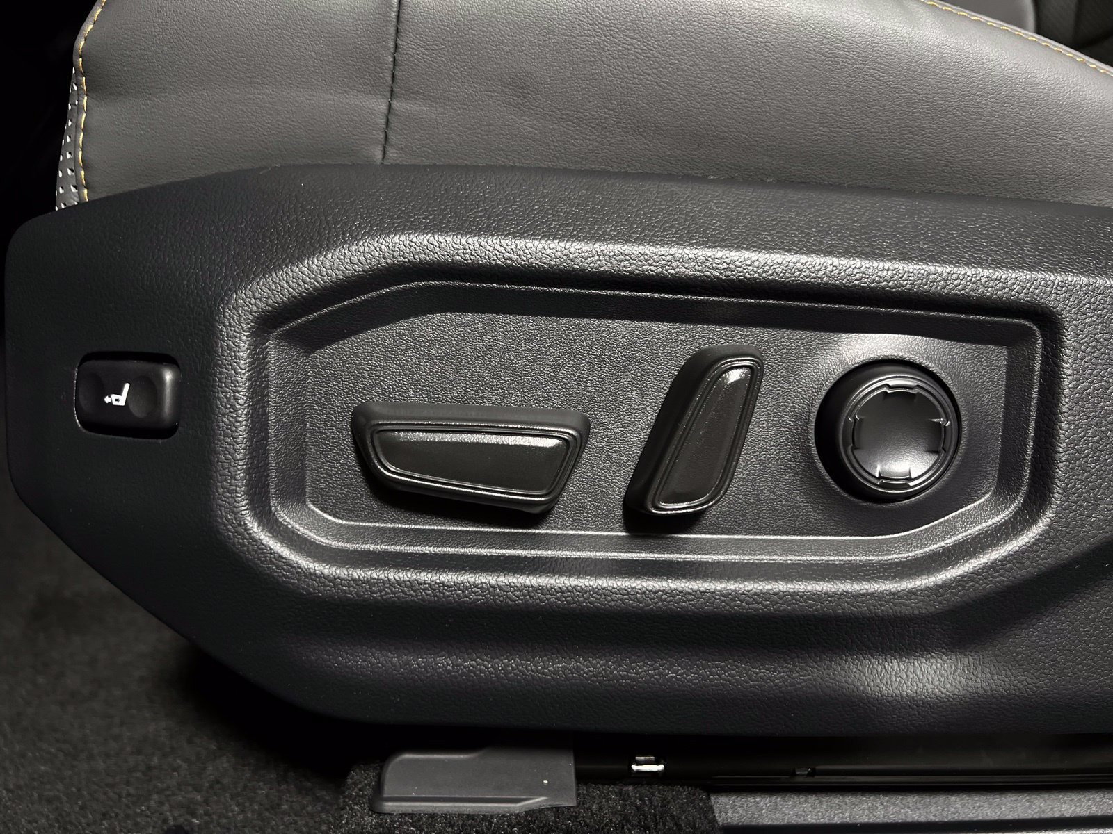 New 2026 Toyota Tundra Capstone AWD/4WD image 11