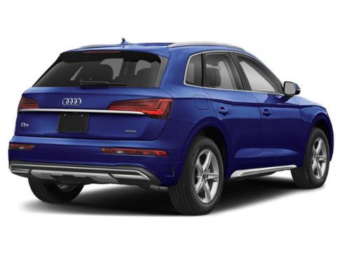 Certified 2023 Audi Q5 2.0T Premium Plus w/ Premium Plus Package AWD/4WD image 2
