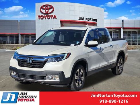 Used 2017 Honda Ridgeline RTL-E image 3