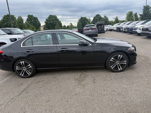 Used 2022 Mercedes-Benz C 300 4MATIC Sedan image 4