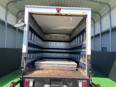 Used 2019 Chevrolet Express 3500 RWD image 28