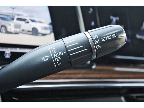 Certified 2023 Cadillac Escalade ESV Premium Luxury image 19