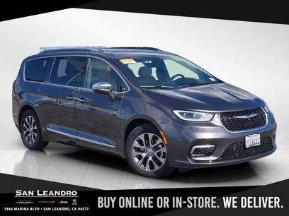 Certified 2022 Chrysler Pacifica Pinnacle