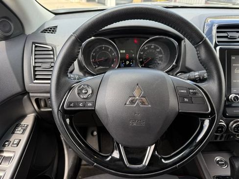 Used 2024 Mitsubishi Outlander Sport ES AWD/4WD image 13