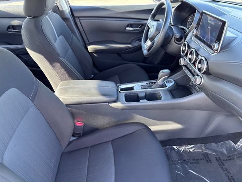 Used 2025 Nissan Sentra SV FWD image 13