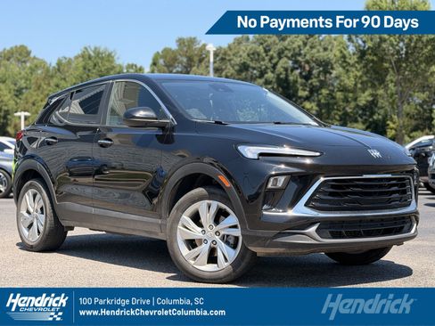 Used 2025 Buick Encore GX Preferred AWD/4WD image 1