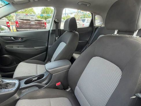 Used 2023 Hyundai Kona SE FWD image 10