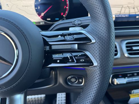 New 2025 Mercedes-Benz GLS 450 4MATIC image 25