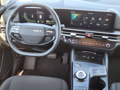 Certified 2026 Kia Sportage LX FWD image 27
