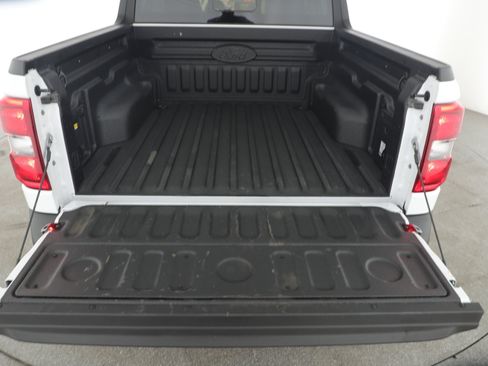 Used 2023 Ford Maverick Lariat w/ Lariat Luxury Package image 5