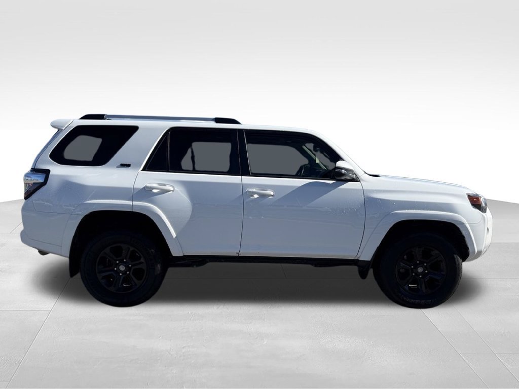 Used 2023 Toyota 4Runner SR5 Premium w/ Moonroof Package RWD image 26
