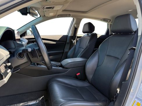 Used 2023 Honda Accord EX-L image 9