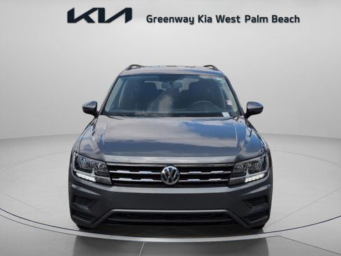 Used 2021 Volkswagen Tiguan S image 3