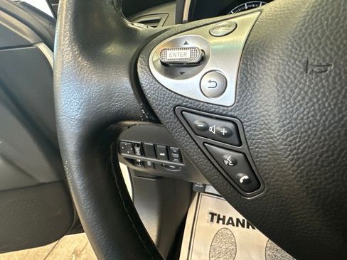 Used 2014 INFINITI QX70 AWD w/ Premium Package image 30
