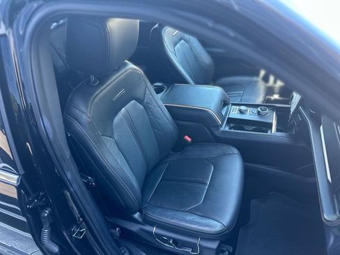 Used 2023 Ford Expedition Platinum AWD/4WD image 29