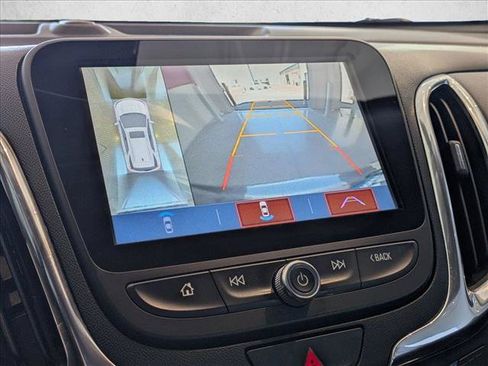 Used 2018 Chevrolet Equinox Premier AWD/4WD image 13