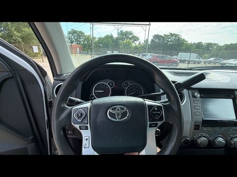 Used 2016 Toyota Tundra SR AWD/4WD image 11