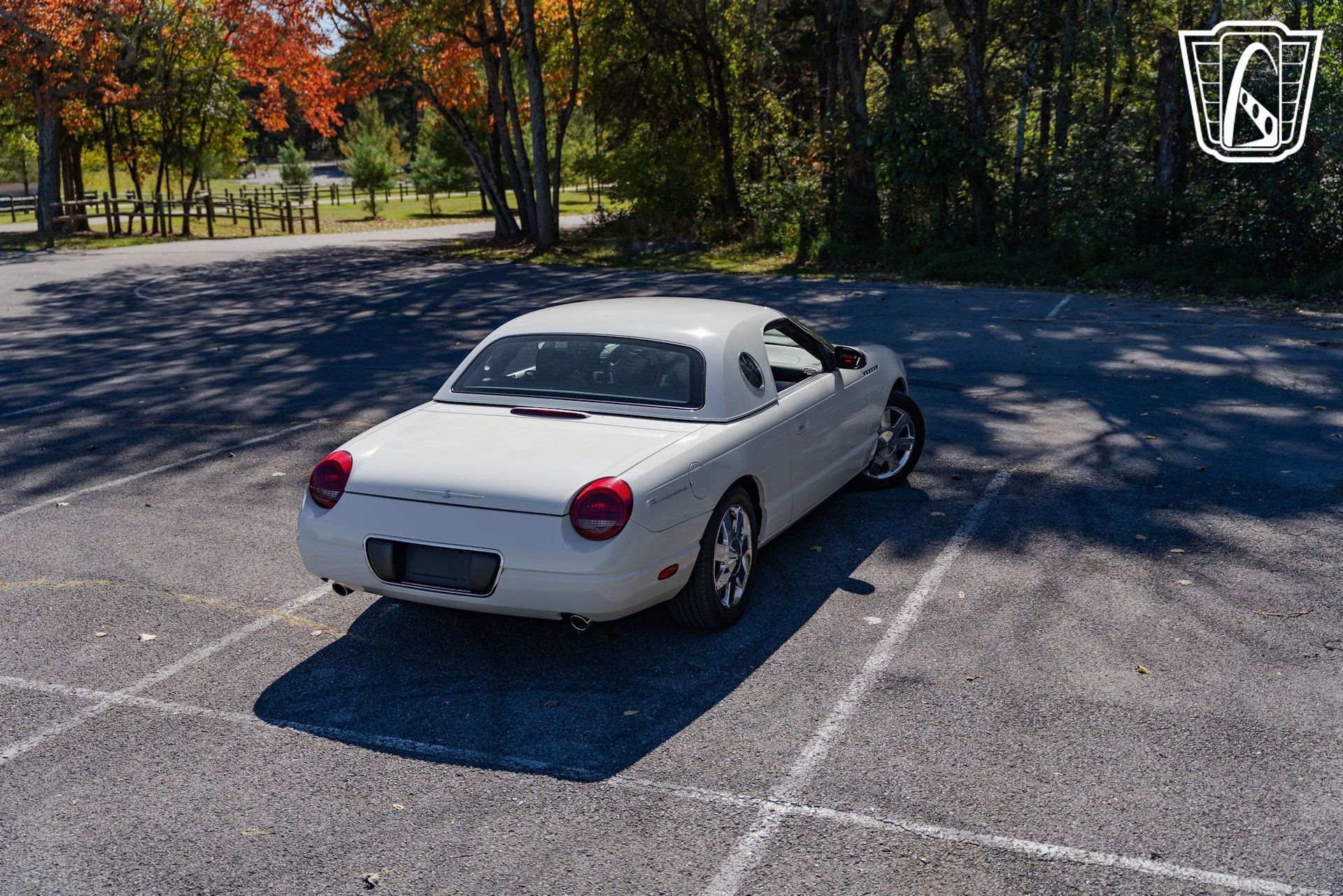 Used 2002 Ford Thunderbird RWD image 18