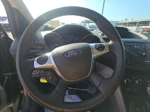 Used 2015 Ford Escape SE image 10