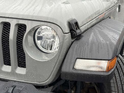 Used 2021 Jeep Wrangler Unlimited Sport image 10