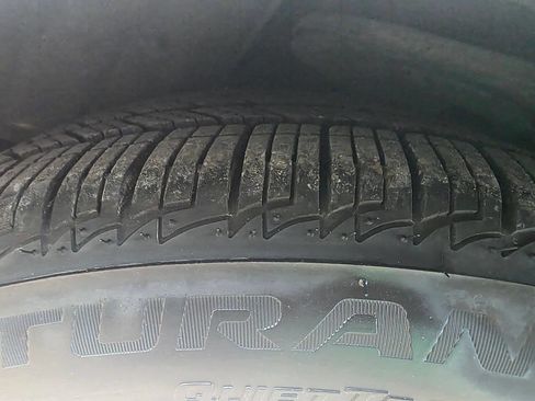 Used 2011 Toyota Avalon Limited image 48