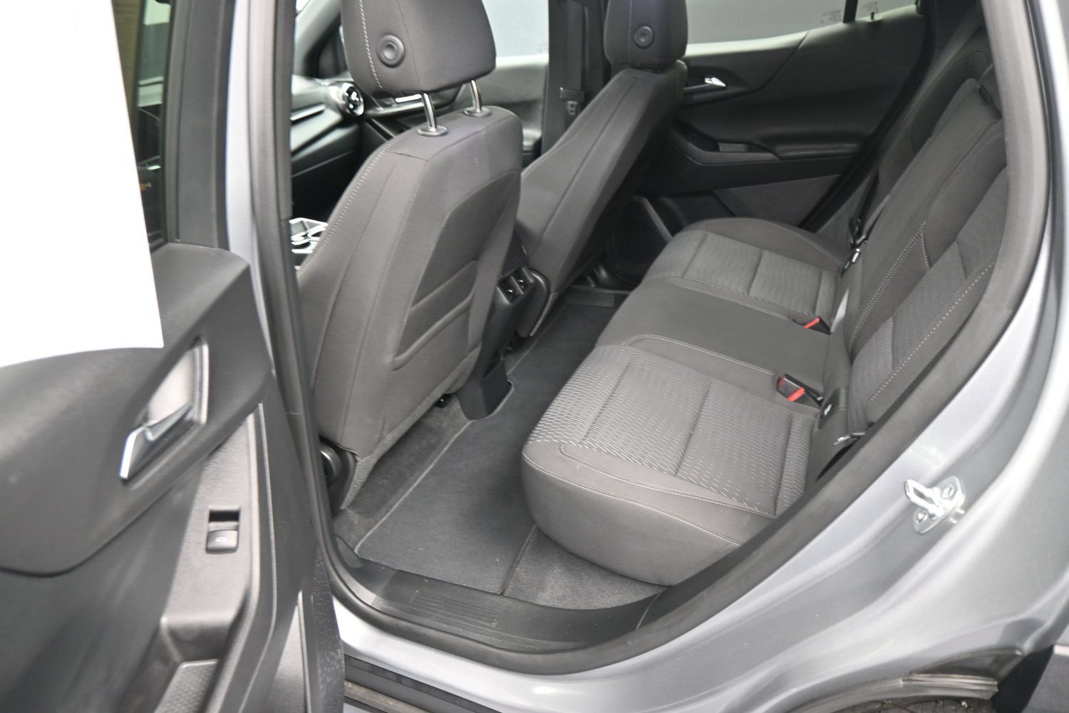 Used 2026 Chevrolet Equinox LT FWD image 17