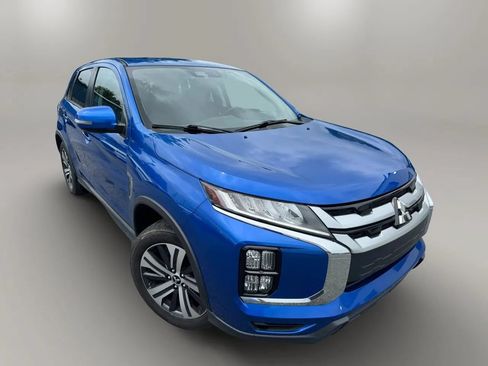 Used 2020 Mitsubishi Outlander Sport SE AWD/4WD image 2