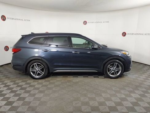 Used 2017 Hyundai Santa Fe Limited w/ Cargo Package AWD/4WD image 4