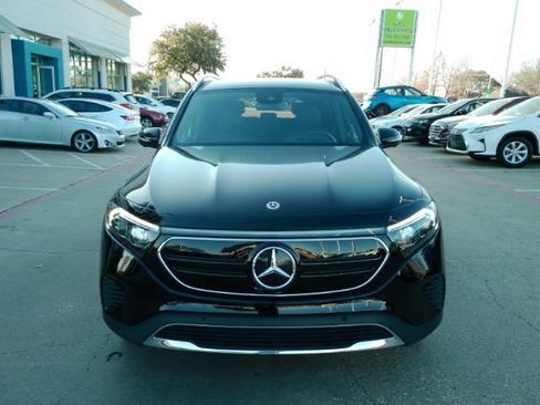 Used 2023 Mercedes-Benz EQB 300 4MATIC w/ Pinnacle Package image 2