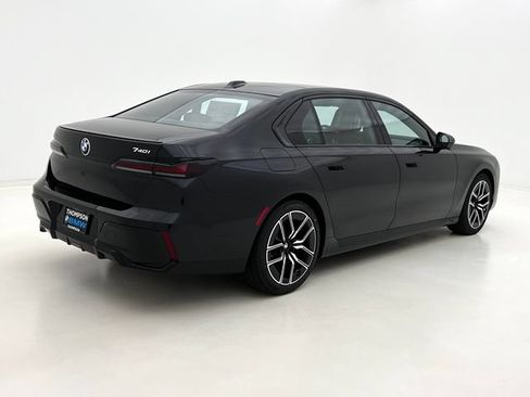 New 2026 BMW 740i xDrive AWD/4WD image 5