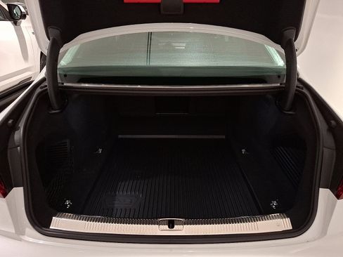 Used 2022 Audi A8 L 3.0T w/ Executive Package image 27