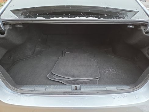 Used 2021 Subaru Legacy Premium image 5