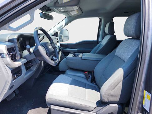 New 2026 Ford F350 XLT w/ XLT Premium Package AWD/4WD image 11
