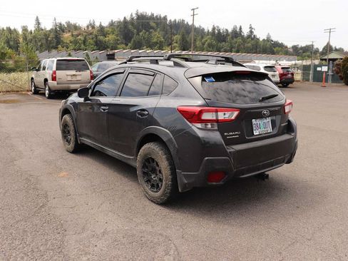 Used 2018 Subaru Crosstrek 2.0i Premium AWD/4WD image 7